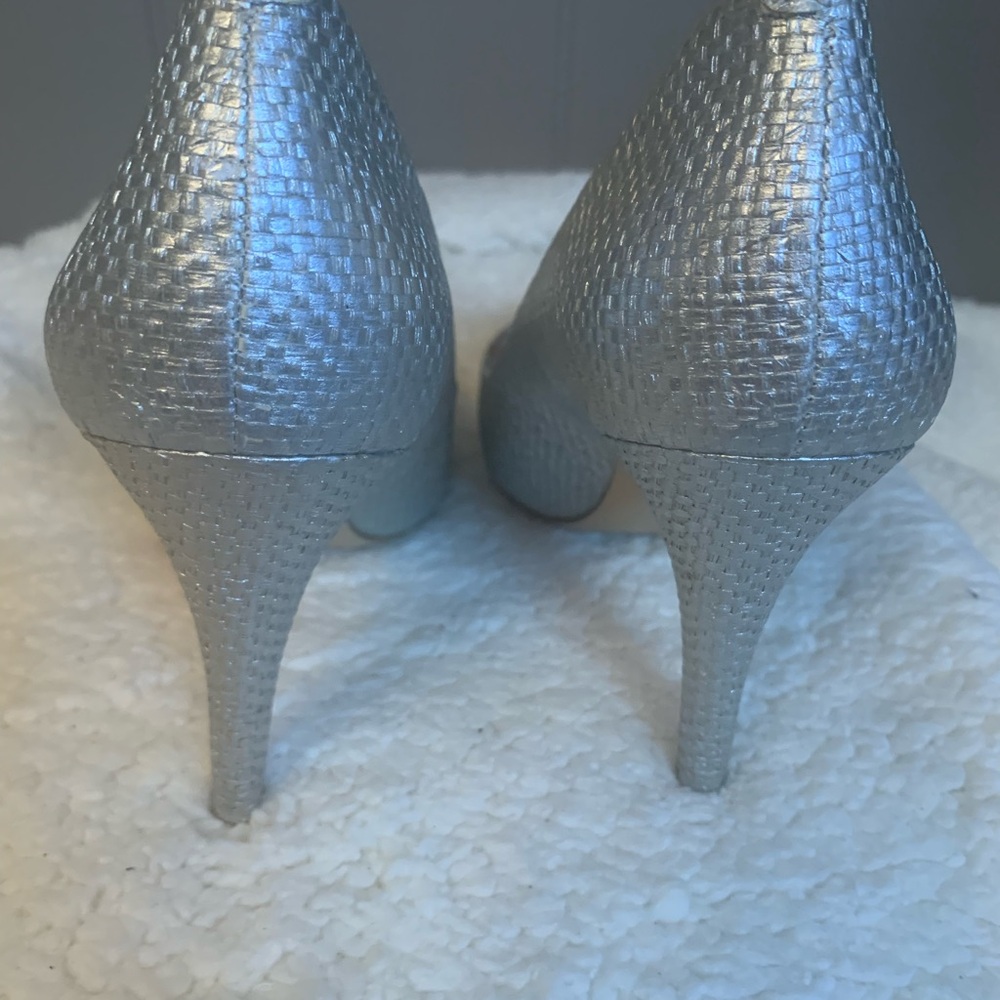Bcbgeneration Shimmering Silver Heels - image 5